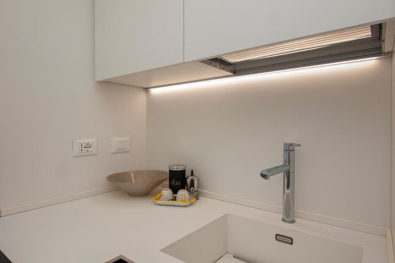 Luxury Apartment Near Arco Della Pace Guerrazzi 9 Milano Ngoại thất bức ảnh